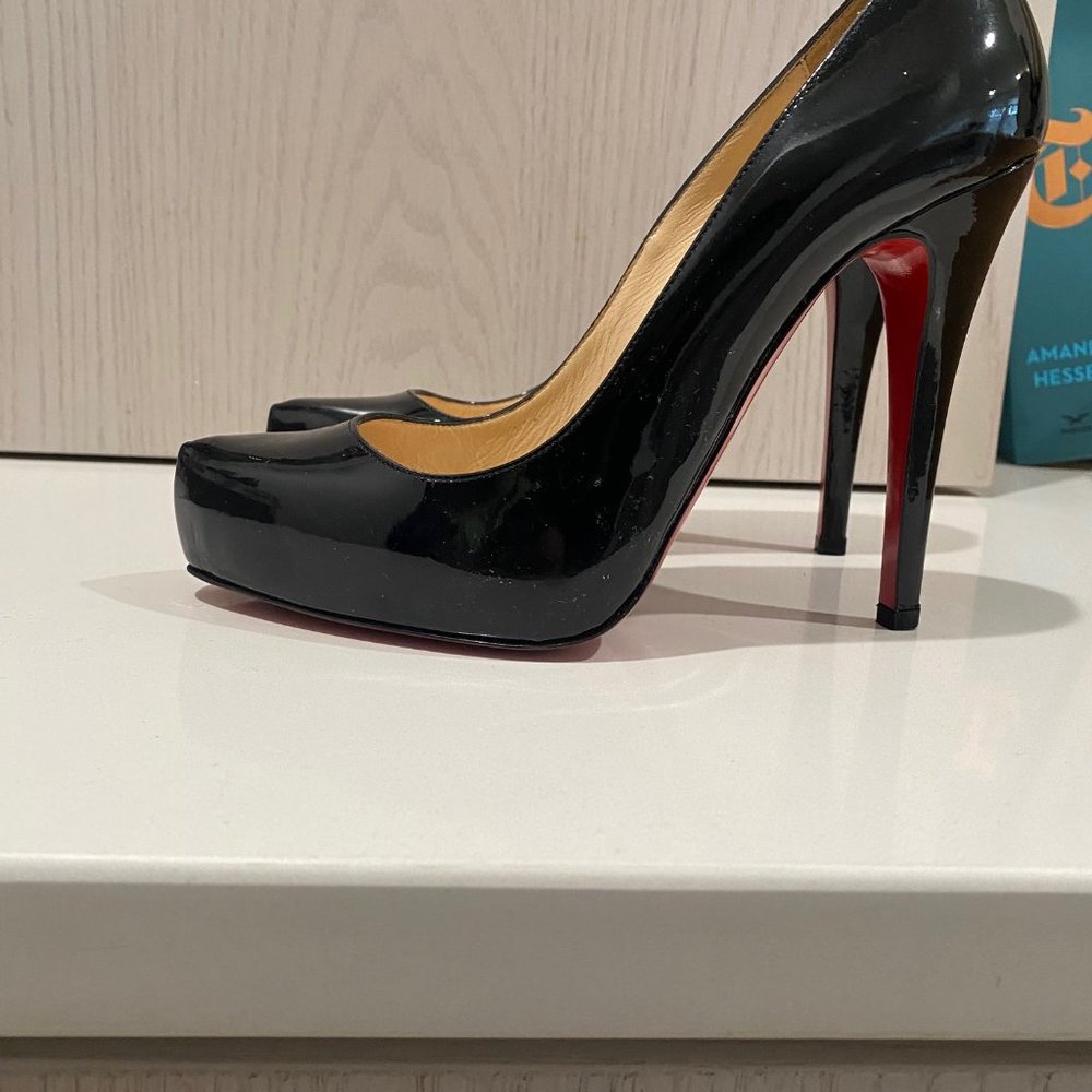 Christian Louboutin Rolando Patent Leather Heels 36.5